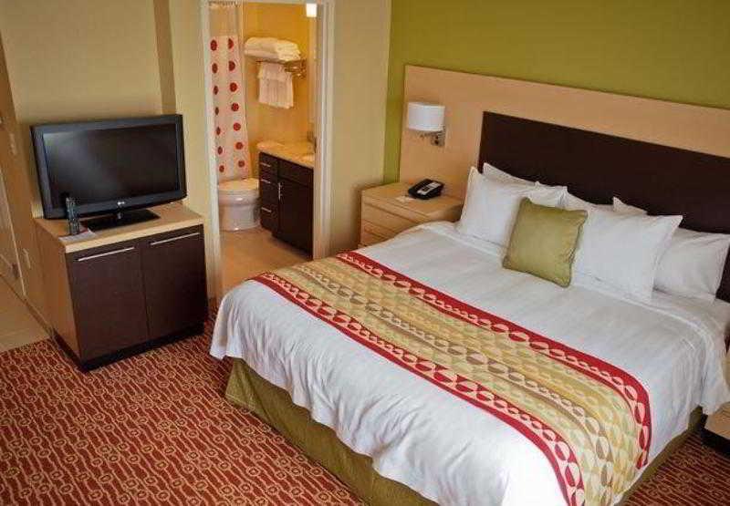 Towneplace Suites By Marriott Vincennes Esterno foto
